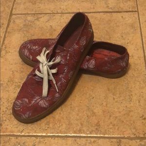 Volcom canvas slip-ons